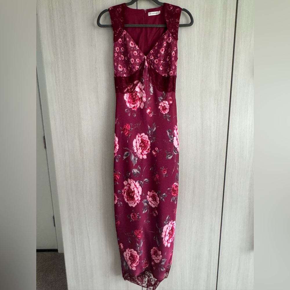 Avec Les Filles Burgundy Floral Maxi Dress Sz 2 like new - Picture 4 of 9